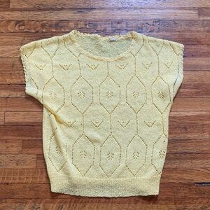 Super Cute Vintage Yellow Knit Short Sleeve Top
